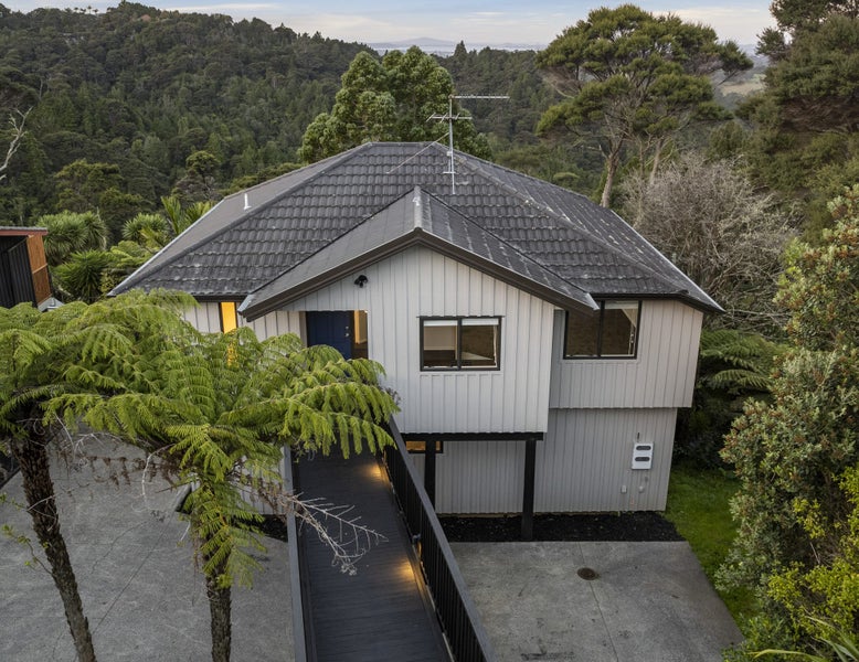 24 Kitewaho Road, Swanson, Auckland - Carousel 24