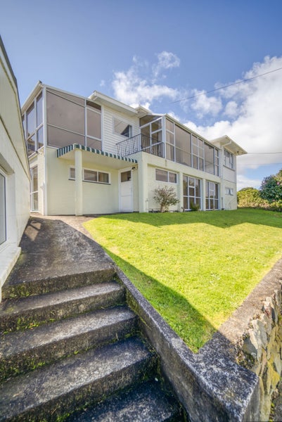 9 Stuart Place, Blagdon, New Plymouth - Carousel 2