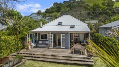 44 Church Street, Devonport, Auckland - Carousel 1