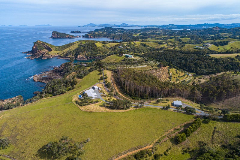 167 North Gable Way, Whangarei - Carousel 23