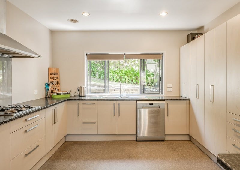 8 Norwood Road, Kaiti, Gisborne - Carousel 2