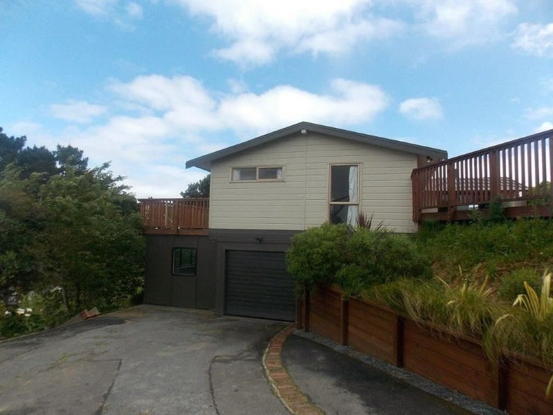 156 Conclusion Street, Ascot Park, Porirua - Carousel 2
