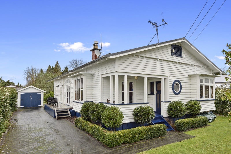 18 Bettina Road, Fairfield, Hamilton - Carousel 2