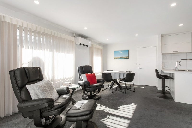 1/20 Highsted Road, Bishopdale, Christchurch - Carousel 1