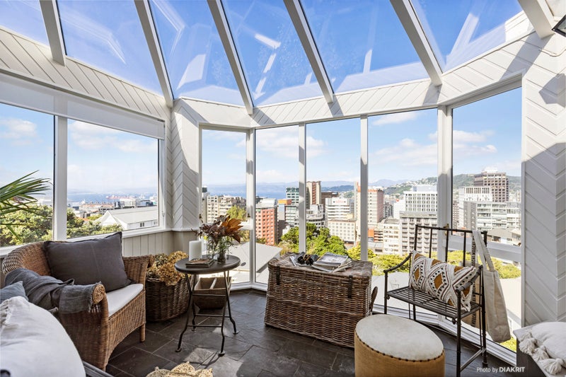 30 Talavera Terrace, Kelburn, Wellington - Carousel 2