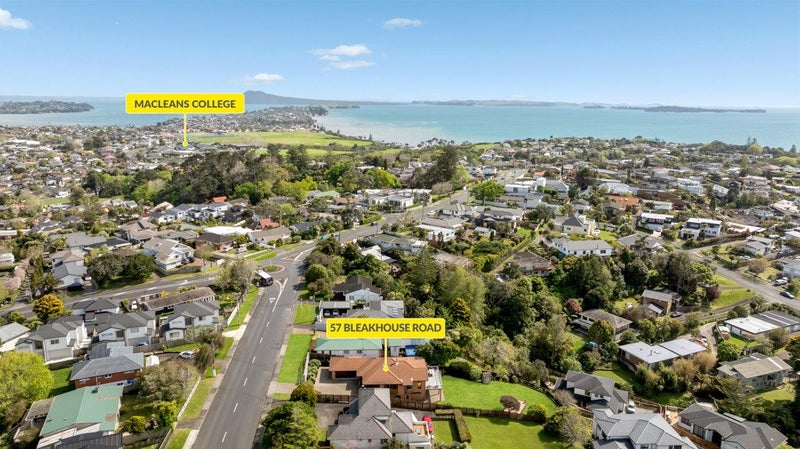 57 Bleakhouse Road, Howick, Auckland - Carousel 39