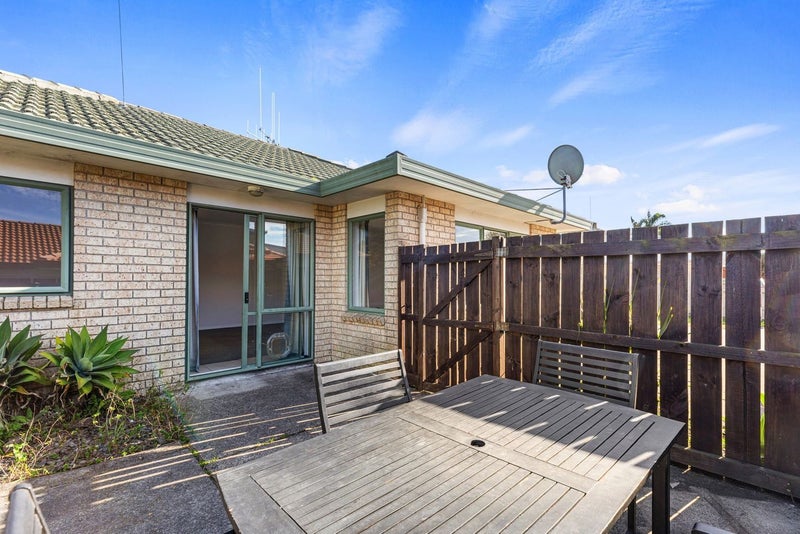 22 Longstead Avenue, Papamoa Beach, Papamoa - Carousel 2