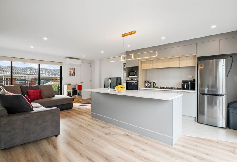 2/66 Bruce Road, Glenfield, Auckland - Carousel 1