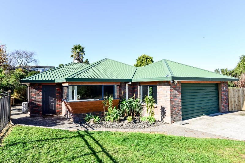 215 Grandview Road, Grandview Heights, Hamilton - Carousel 1