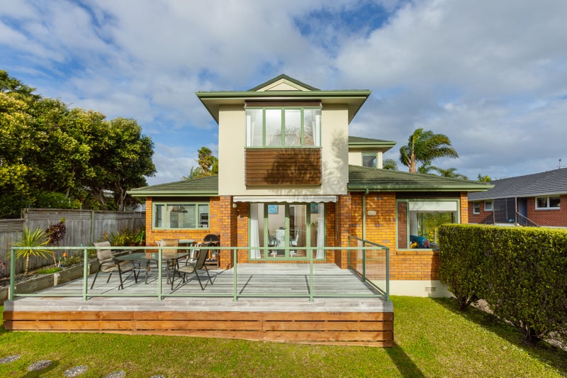 30 Wright Road, Point Chevalier, Auckland - Carousel 25