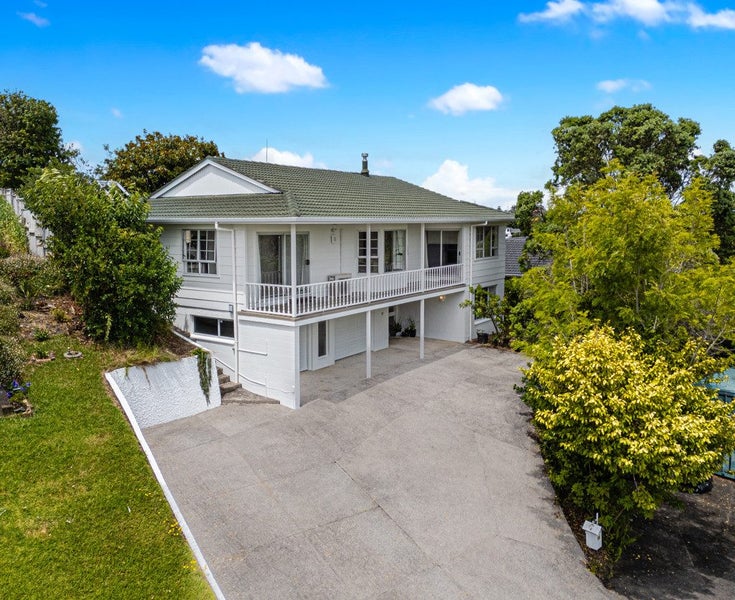 16 Marydale Drive, Mount Roskill, Auckland - Carousel 1