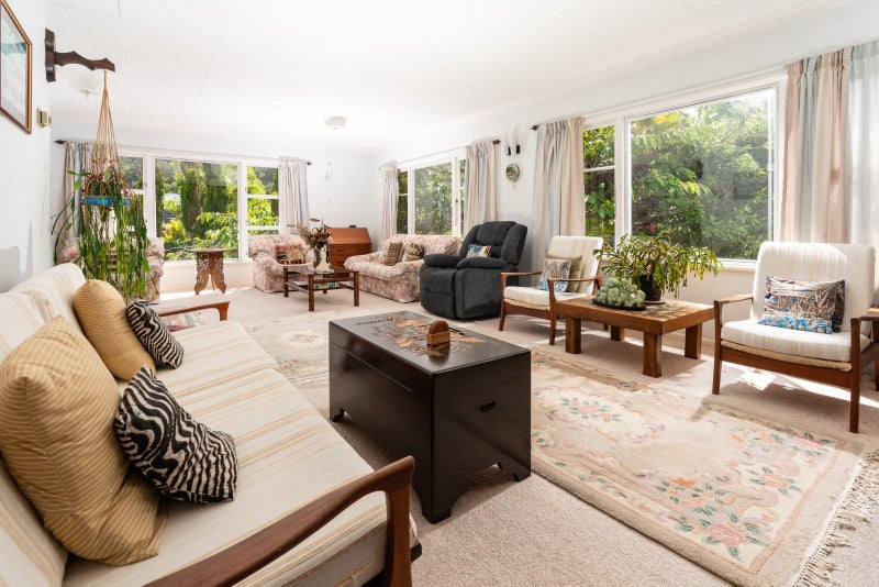78 Parkvale Road, Karori, Wellington - Carousel 2