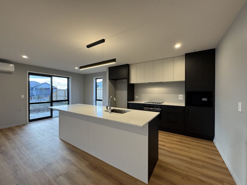 2/232 Marine Parade, New Brighton, Christchurch - Carousel 2