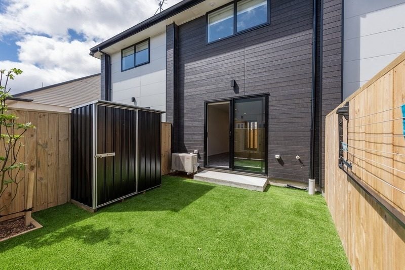 8/29 Waiwhetu Road, Waiwhetu, Lower Hutt - Carousel 2