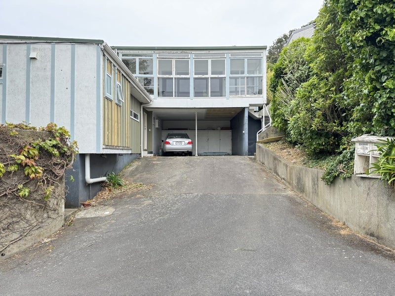 3A Torwood Road, Khandallah, Wellington - Carousel 18