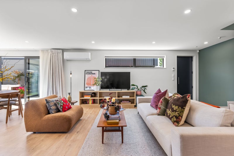 2/104 Burke Street, Sydenham, Christchurch - Carousel 1