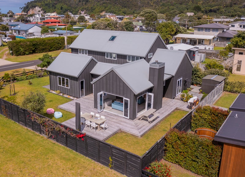 105 Given Avenue, Whangamatā - Carousel 1