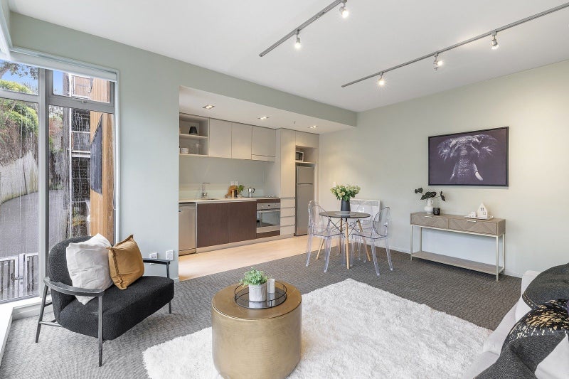 E108/28 Torrens Terrace, Mount Cook, Wellington - Carousel 2