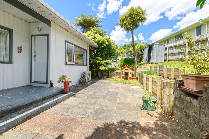 5/15 Valron Road, Te Atatu South, Auckland - Carousel 2