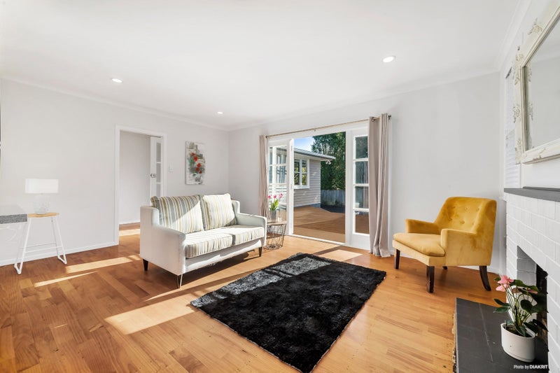 1/12 Wolsley Avenue, Milford, Auckland - Carousel 1