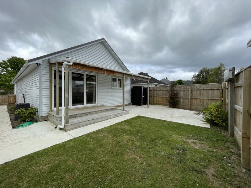 21 Bristol Street, Trentham, Upper Hutt - Carousel 1