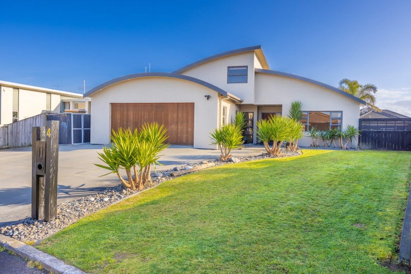 4 Tarrango Way, Rototuna, Hamilton - Carousel 1