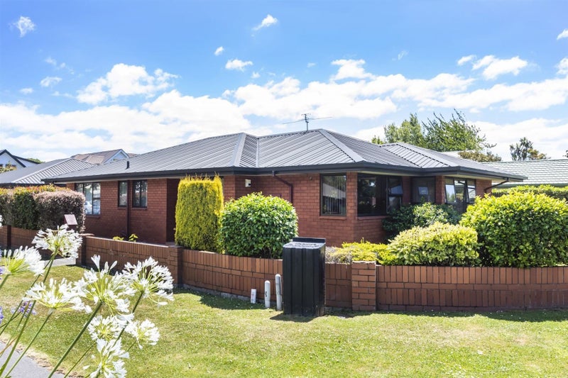 2 Thorrington Road, Cashmere, Christchurch - Carousel 1