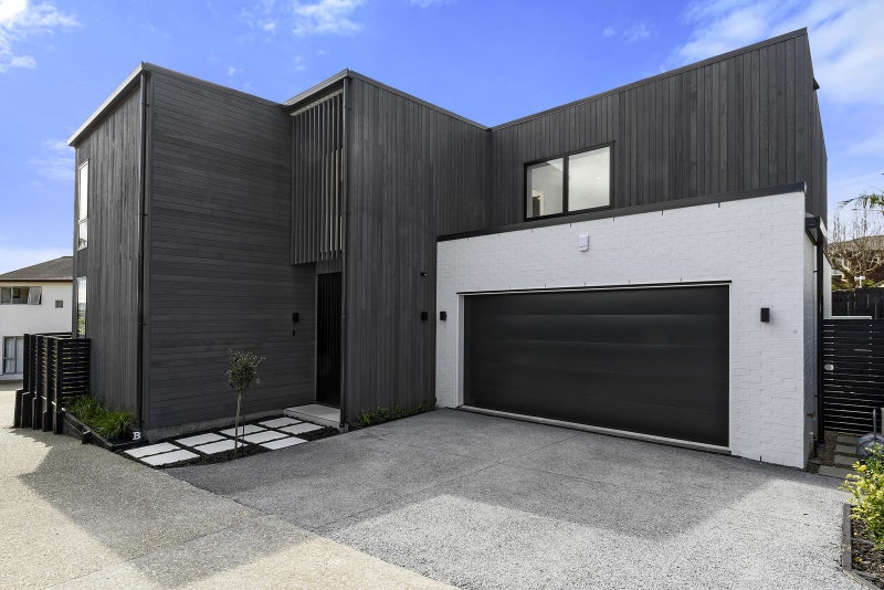 39B Kowhai Road, Mairangi Bay, Auckland - Carousel 1