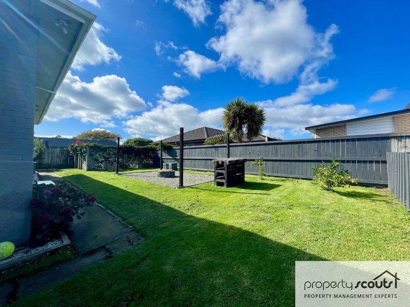 463 Saint Aubyn Street, Moturoa, New Plymouth - Carousel 2