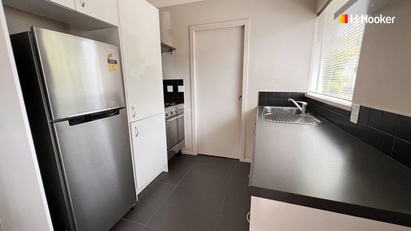 8 Camp Street, Broad Bay, Dunedin - Carousel 2