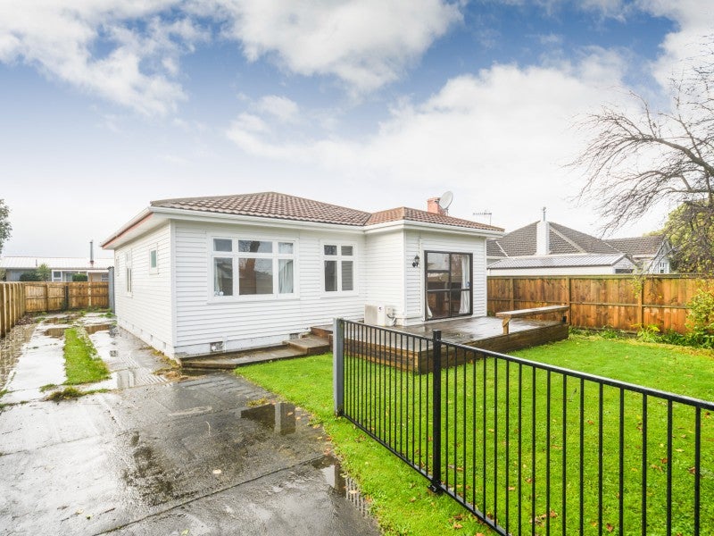65 Botanical Road, Takaro, Palmerston North - Carousel 12