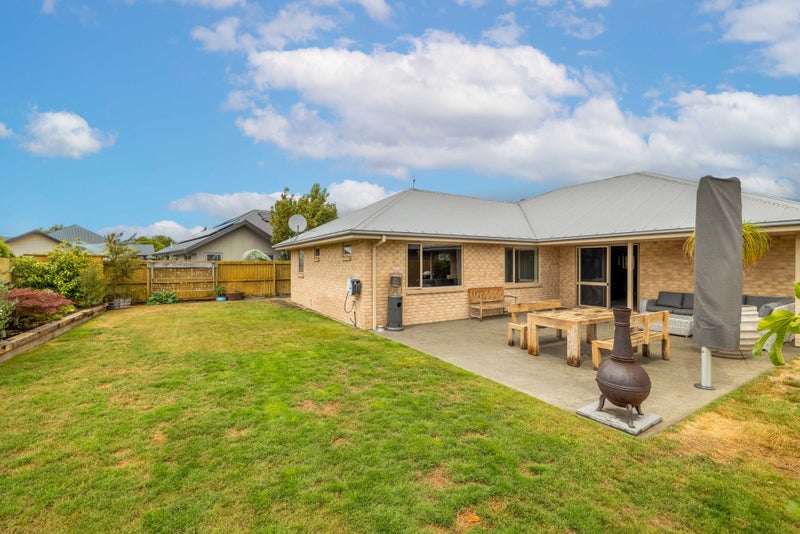 15 Papaumu Green, Parklands, Christchurch - Carousel 2