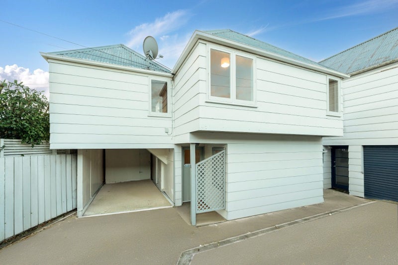 2/28 Tranmere Road, Sandringham, Auckland - Carousel 1