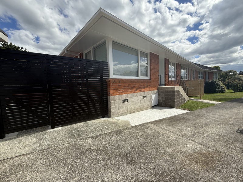 3/25 Cardigan Street, Western Springs, Auckland - Carousel 1