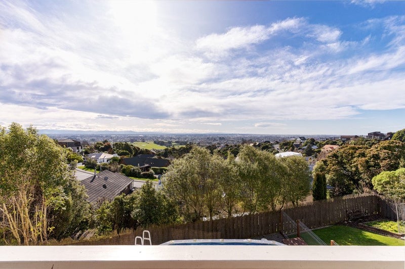 2 Thirlmere Lane, Westmorland, Christchurch - Carousel 2