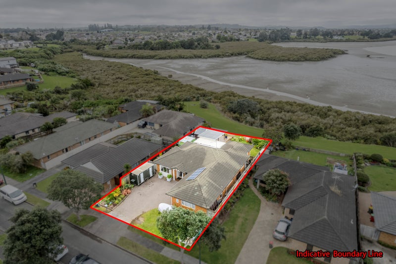 81 Waimahia Avenue, Weymouth, Auckland - Carousel 24