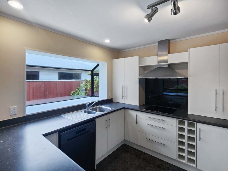 2A Pilmuir Street, Hutt Central, Lower Hutt - Carousel 2
