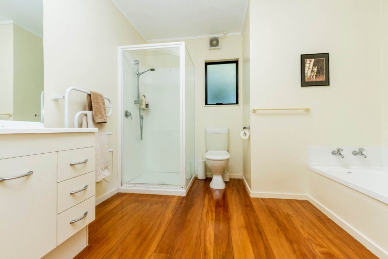 3/22 Arcadia Crescent, Bayview, Auckland - Carousel 16