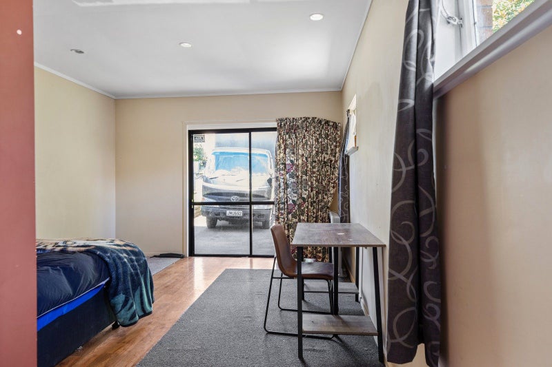 12 Matthew Street, Gate Pa, Tauranga - Carousel 21