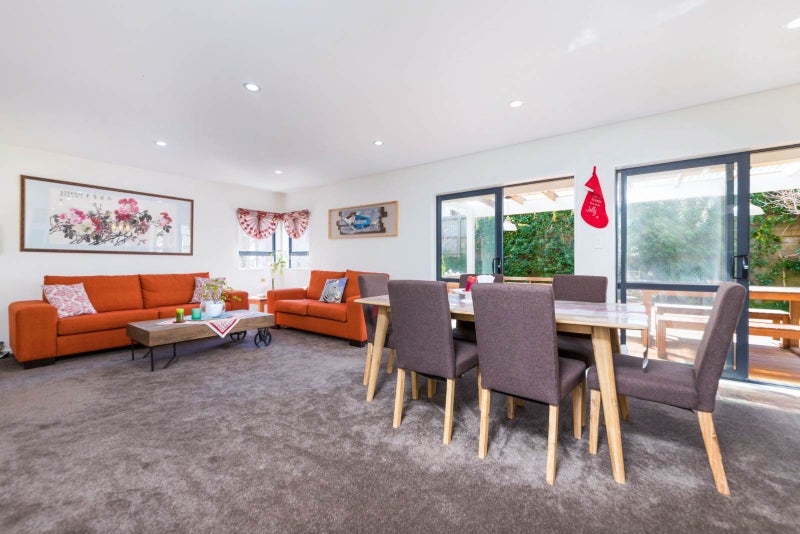 35B Hayr Road, Three Kings, Auckland - Carousel 2