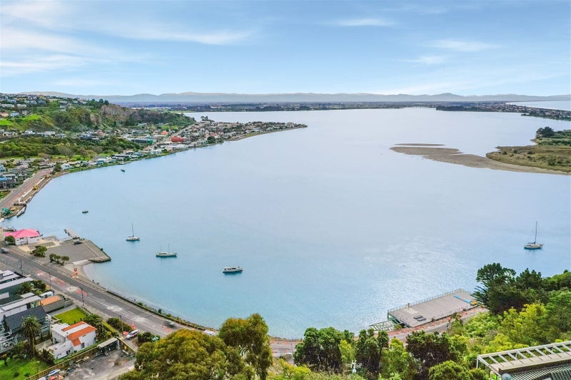 47 Kinsey Terrace, Clifton, Christchurch - Carousel 1