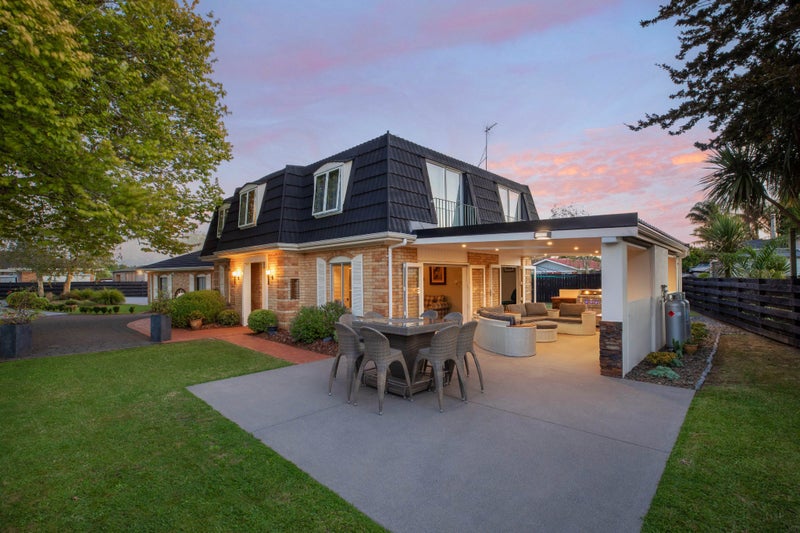 4 Magnolia Avenue, Opaheke, Papakura - Carousel 2