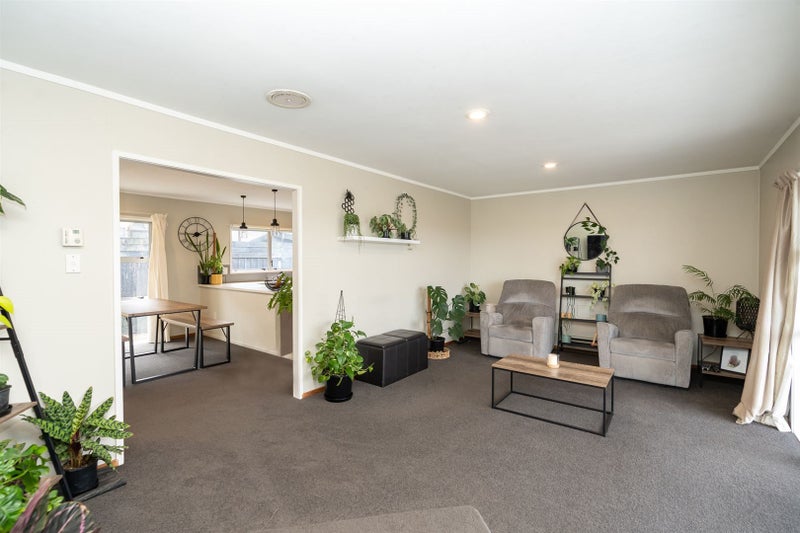 70 Rodney Street, Nawton, Hamilton - Carousel 1