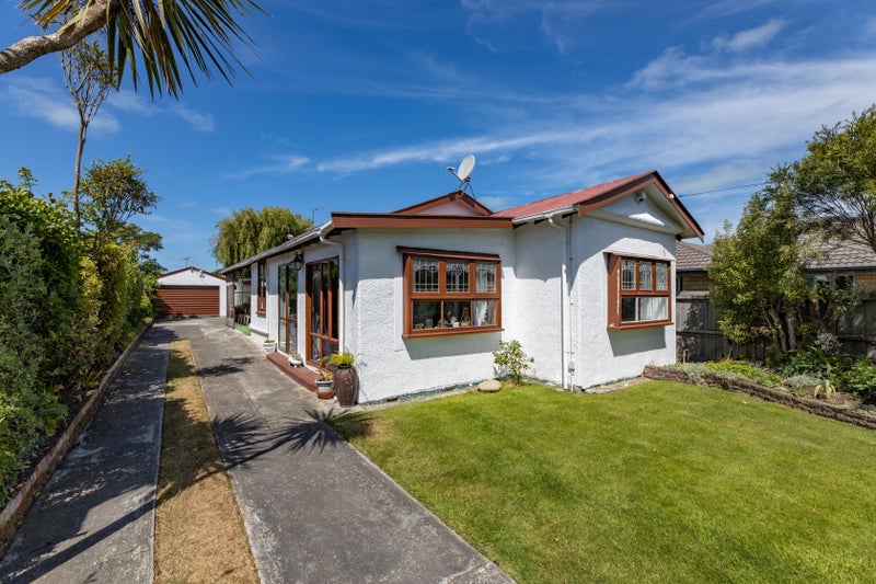 23 Estuary Road, New Brighton, Christchurch - Carousel 1