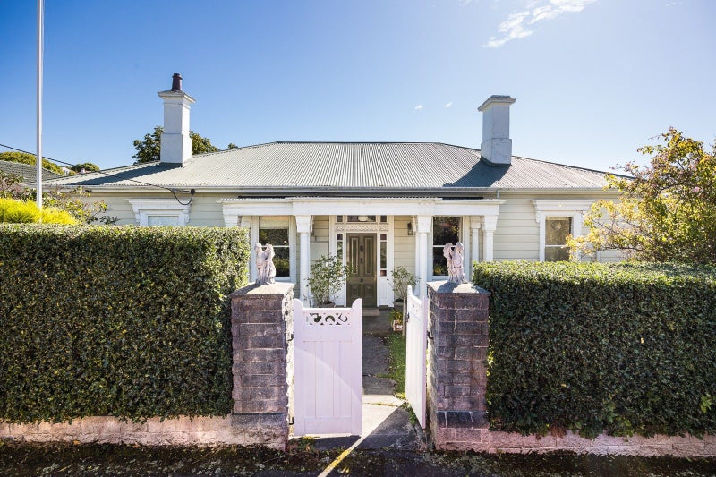 47 Pacific Street, Roslyn, Dunedin - Carousel 1