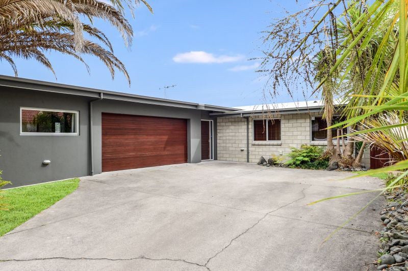 3 Farringdon Avenue, Rototuna North, Hamilton - Carousel 3