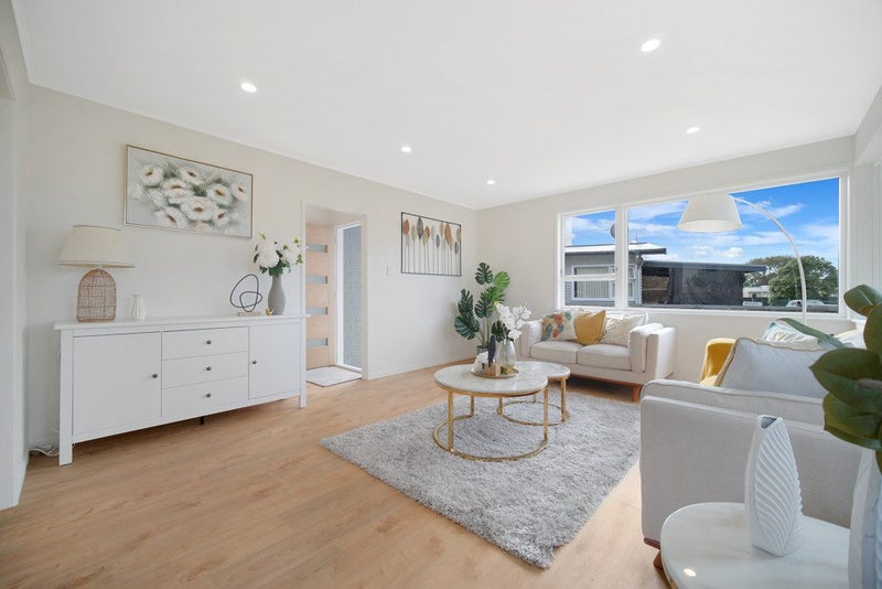 8 Comet Crescent, Mangere, Auckland - Carousel 2