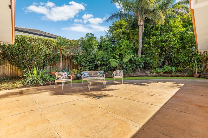 10 Stewart Gibson Place, Manurewa, Auckland - Carousel 13