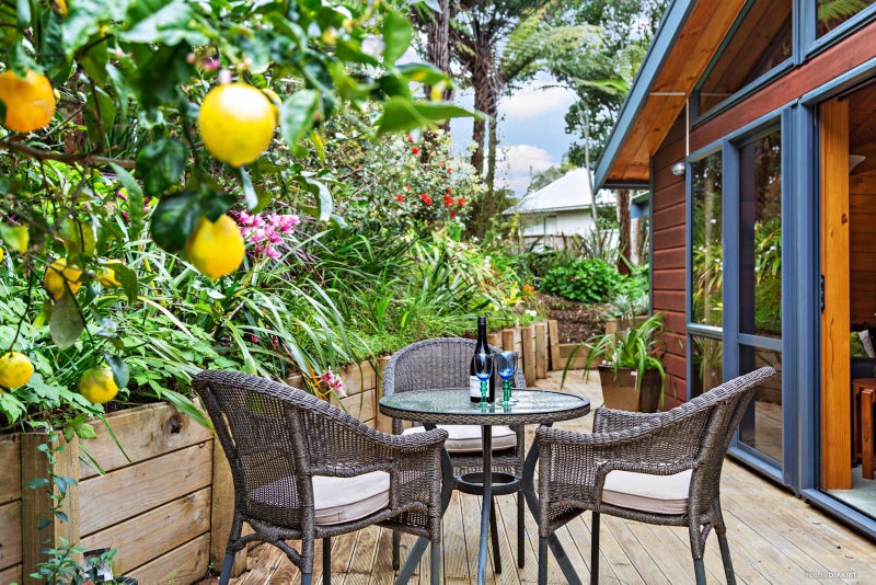 30A SEALY RD, Torbay, Auckland - Carousel 1