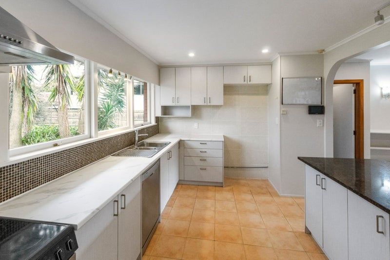 48 Omana Road, Papatoetoe, Auckland - Carousel 2